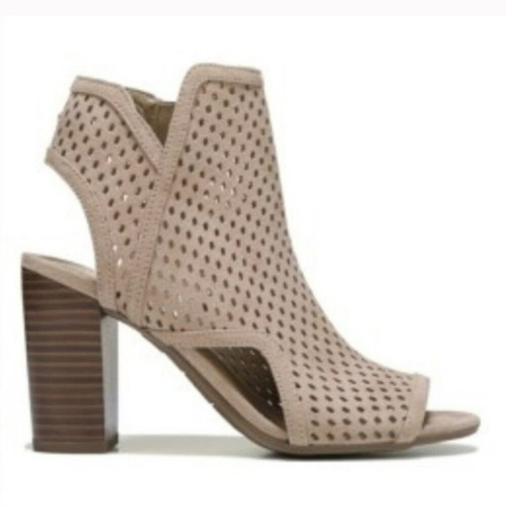 Circus By Sam Edelman Perforated Beige Open-Toe Block Heel Sandals Size 9.5M